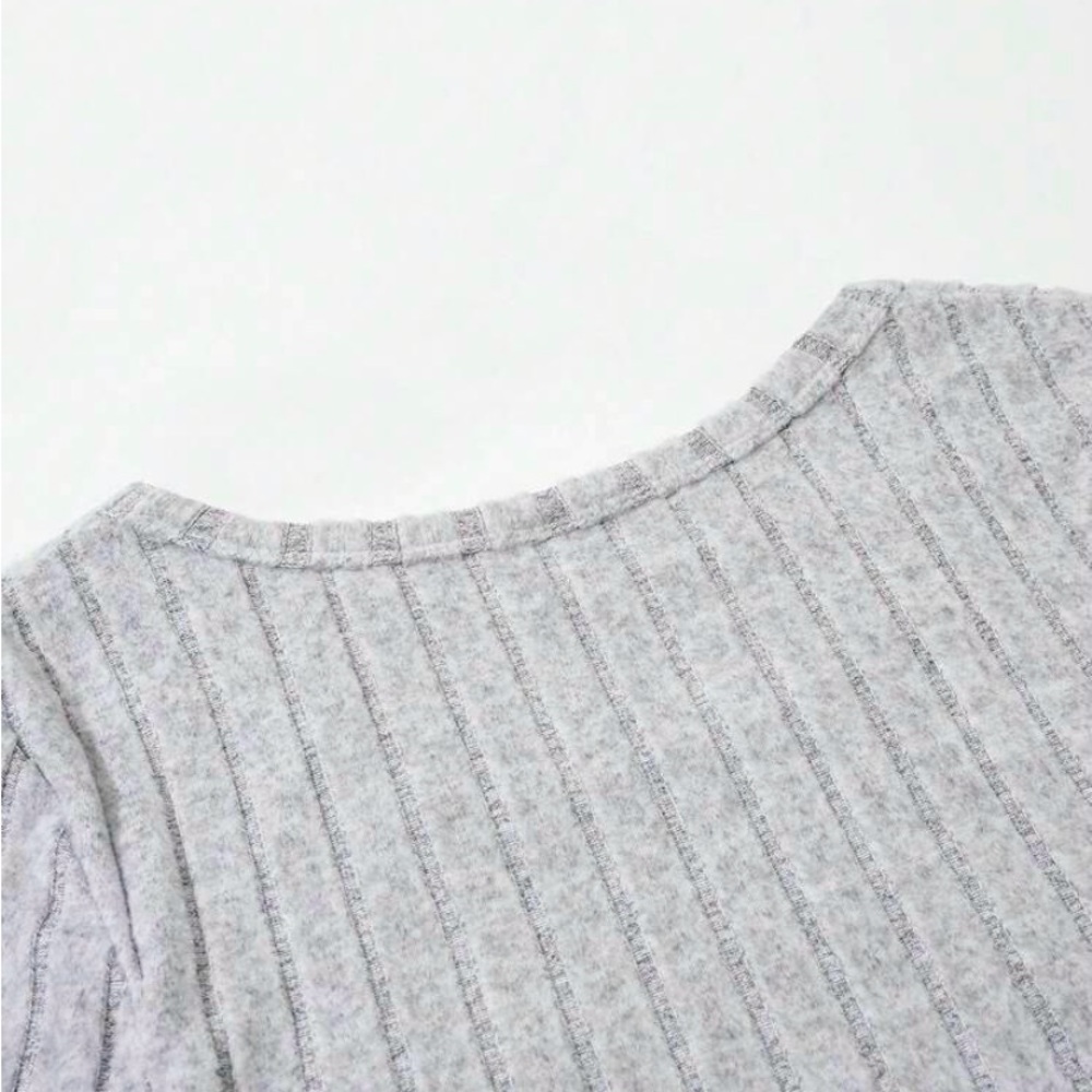 Solid Color Ribbed Knit T-Shirts - Picture 7 of 7